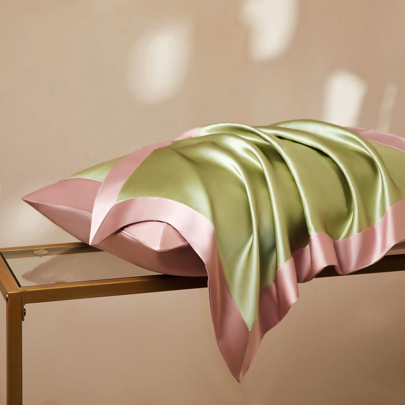 Hair Care Hospital - 40 Momme Silk Pillowcase Front Silk