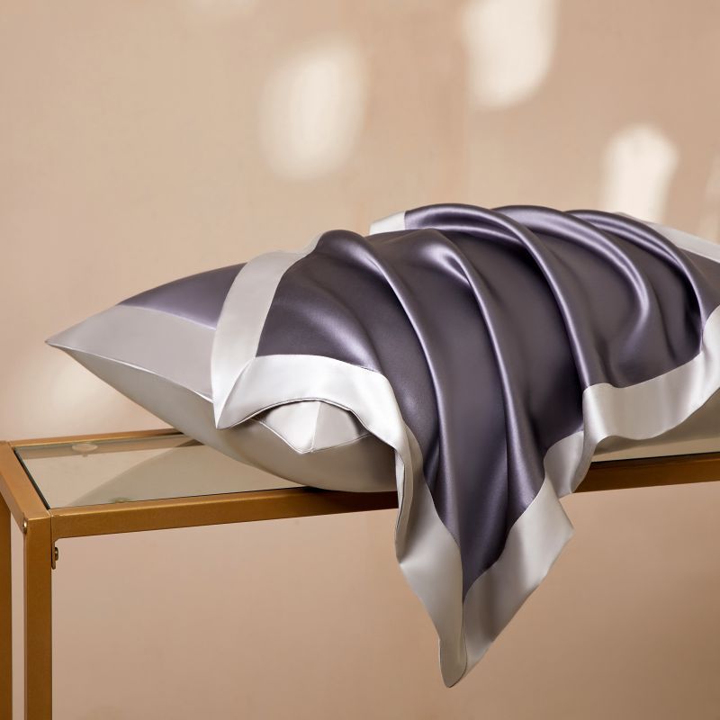 40 Momme Silk Pillowcase Front - Hair Care Hospital 评论和价格
