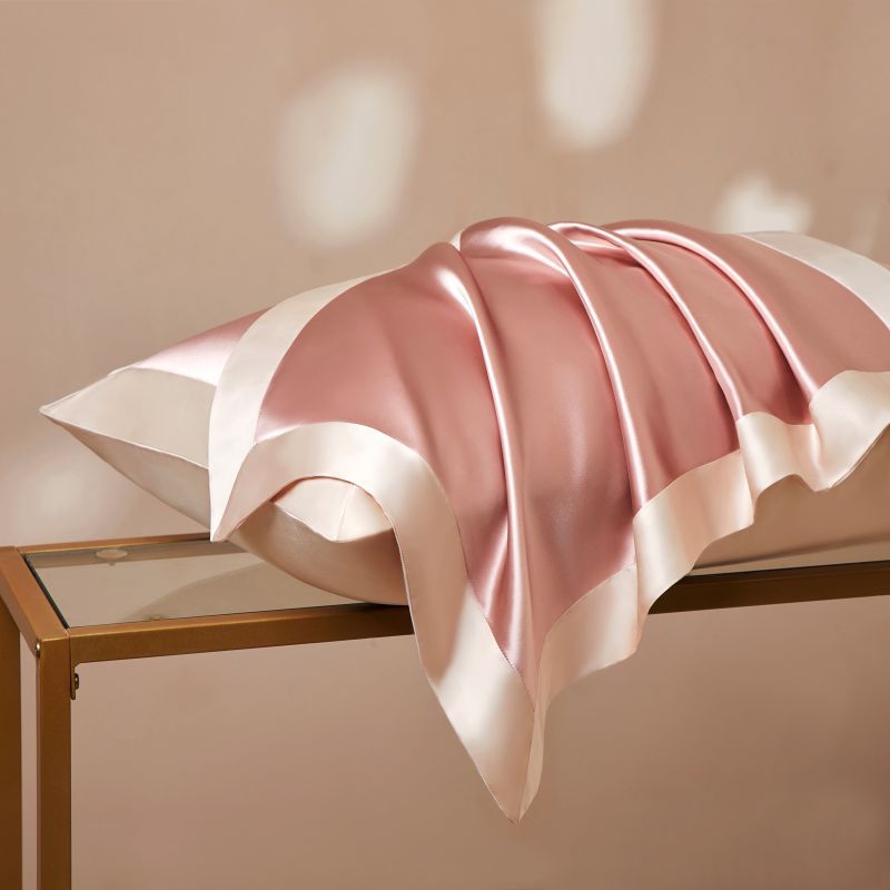 40 Momme Silk Pillowcase Front - Hair Care Hospital 评论和价格